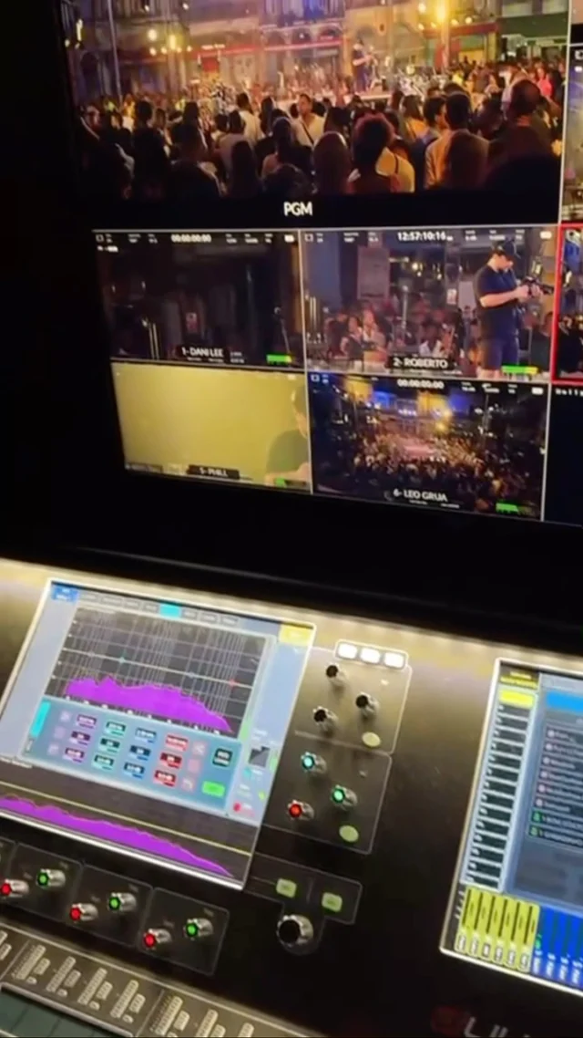 💥 Allen & Heath DLive e Cdm64 na gravação do DVDdo Grupo Bom Gosto
saboiamarcos
@2brothersproducers
@rodrigo.monitormix
.
#allenheath #allenheathmixer #audiosystems #audiosystemsbrasil #audio #audioprofissional #audioproduction #profissionalemaudio #tecnicodeaudio #som #operadordesom #grupobomgosto #gravacaodvd